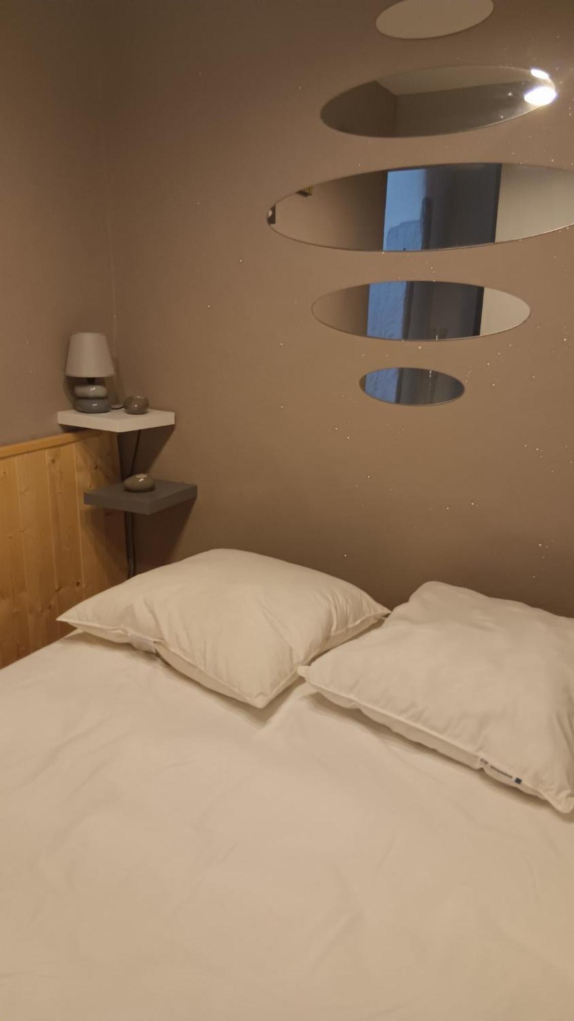 Appartement Pour 4 Personnes Dans Une Rue Tres Calme Saint-Laurent-le-Minier 외부 사진
