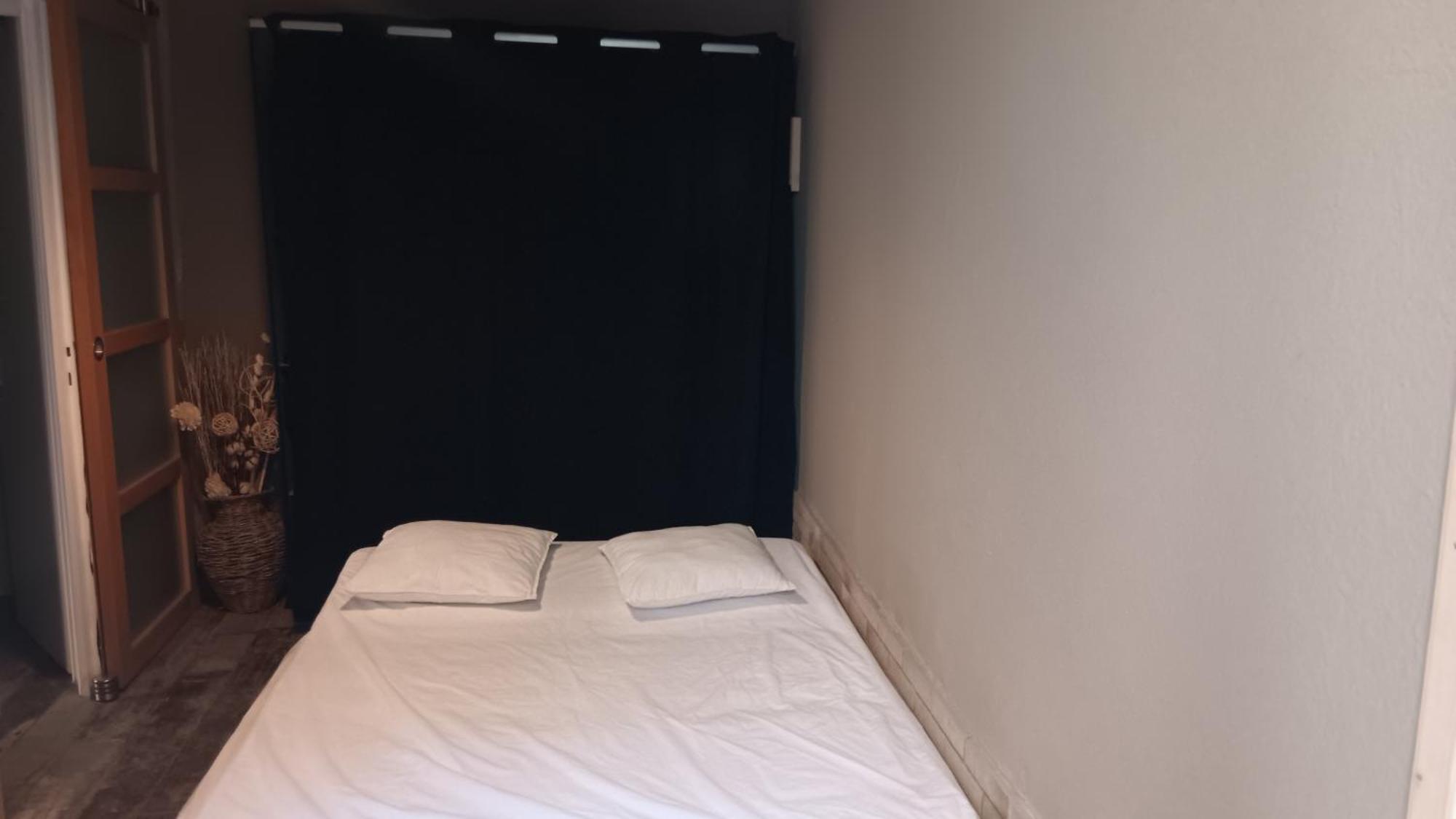 Appartement Pour 4 Personnes Dans Une Rue Tres Calme Saint-Laurent-le-Minier 외부 사진